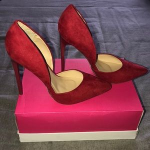 Sexy Red Pumps!! ❤️